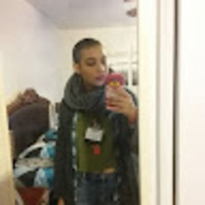 Meet your Posher, Kassandra